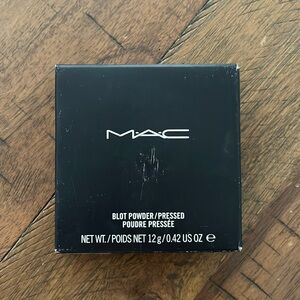 MAC Blot Powder/Pressed